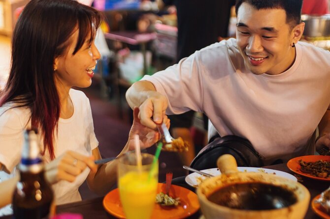 3-Hour Private Street Food Walking Tour in Kuala Lumpur - What the guide adds to the food