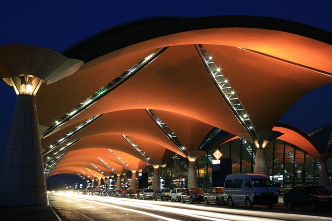 Airport transfer - What the roughly one-hour ride is like