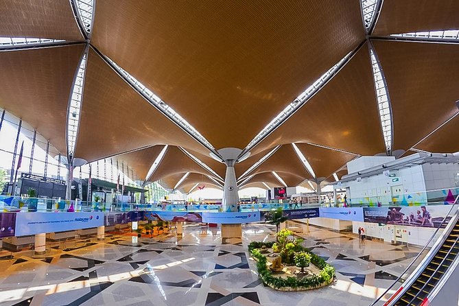 Arrival Transfer : Kuala Lumpur Airport - What happens after you leave the terminal