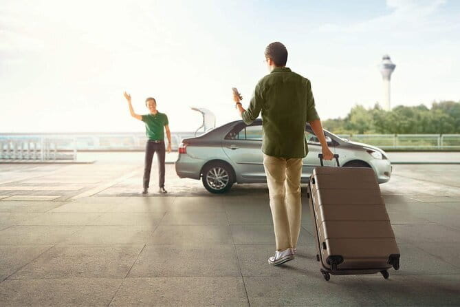 AVANI Sepang Goldcoast Resort Hotel To Kuala Lumpur International Airport KLIA KLIA2 Transfer - Luggage rules and comfort on the road
