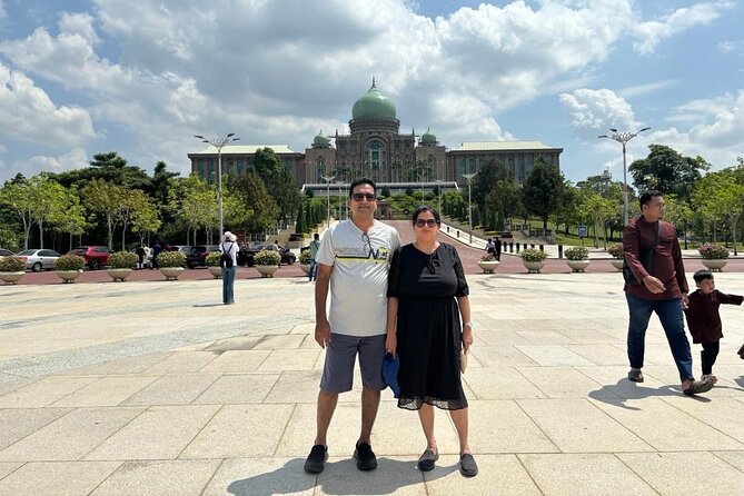 Batu Caves & Putrajaya City Tour - Seri Wawasan Bridge offers Putrajaya’s best first photograph