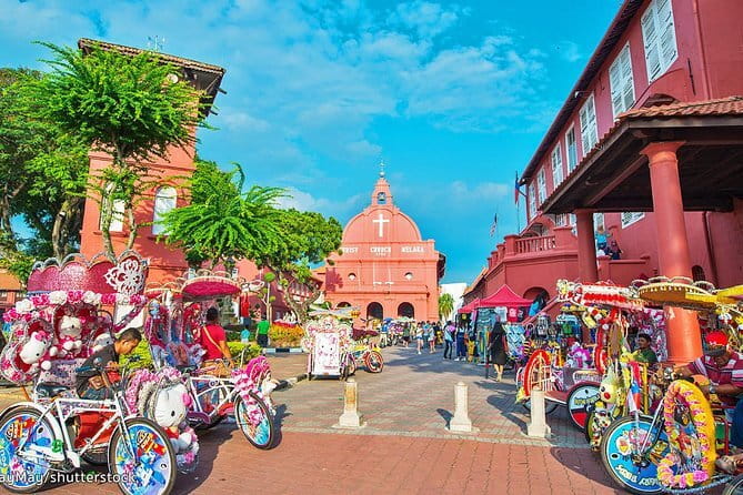 Batu Caves & Putrajaya Highlights: Landmarks & Botanical Garden - Bridges may be the day’s best photo bonus