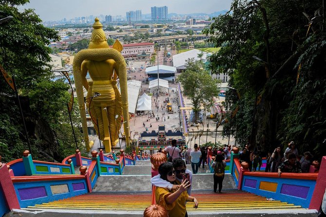 Batu Caves, Royal Selangor Pewter and Batik Factory Tour - What the guides add to the experience