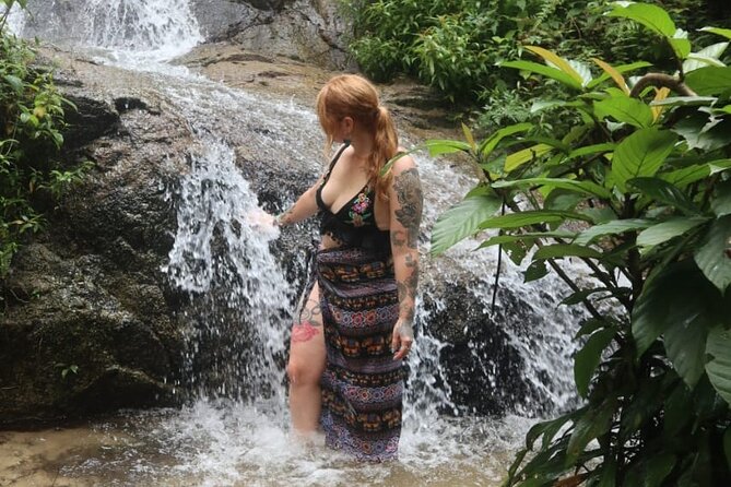 Batu Caves, Waterfalls, Hotspring, Batik & Pewter Tour with Lunch - Royal Selangor: Malaysia’s pewter craft in 30 minutes