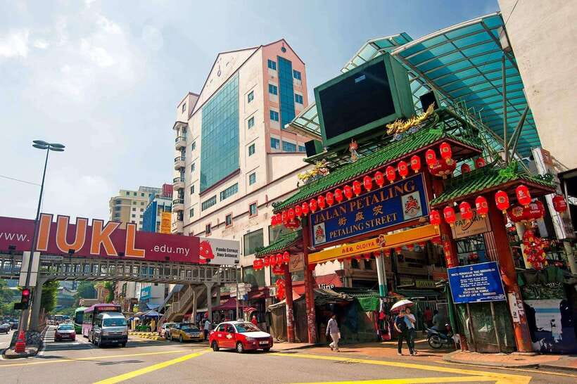Best of Kuala Lumpur Tour with Twin Tower Entry - Merdeka Square, KL Gallery, and the River of Life