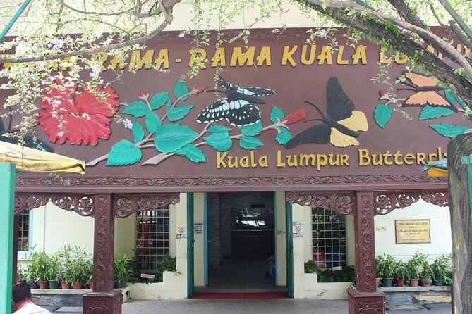 Bird Park & Butterfly Farm Nature Tour From Kuala Lumpur - The private vehicle makes the route easy