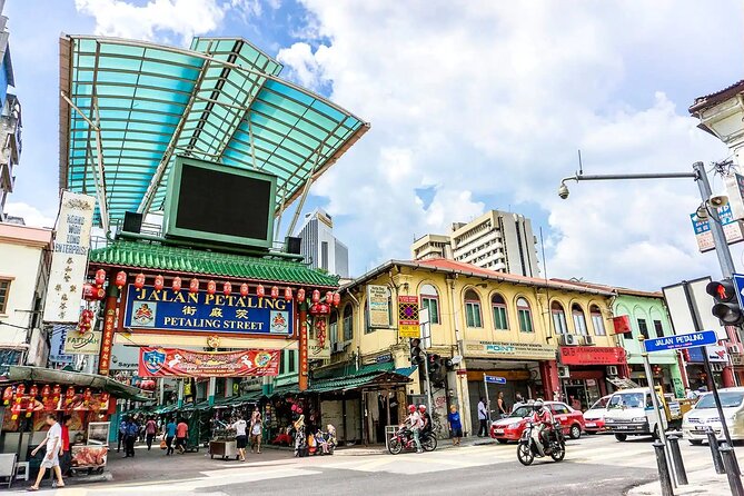 Culinary Journey Through Chinatown with All Type of Delicacies - Petaling Street gives the food a setting