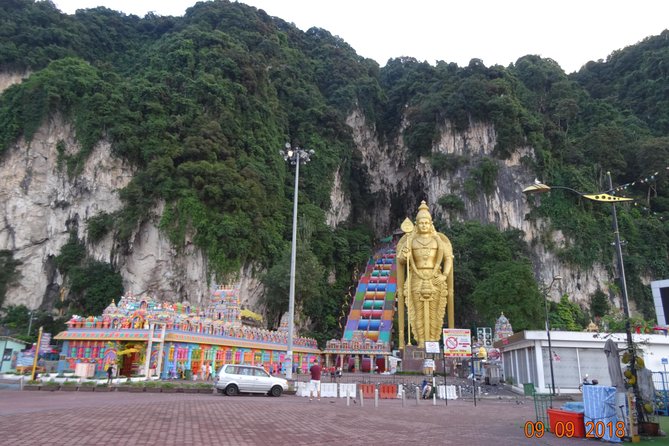 Day Tour Kuala Lumpur City, Batu Caves, Little India, Chinatown - Jamek Mosque marks the meeting point of rivers and cultures