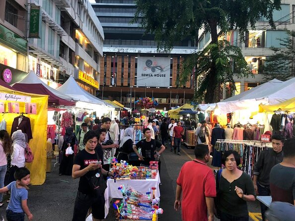 Eat Like a Local: Kuala Lumpur Hawker Center and Street Food Tour by Night - Why This Night Tour Works So Well