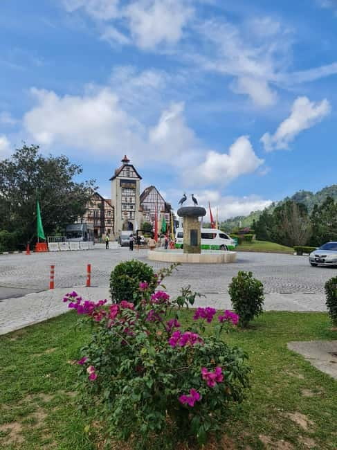 From Kuala Lumpur: Bukit Tinggi Private Day Trip - Guides, driving, and the private format