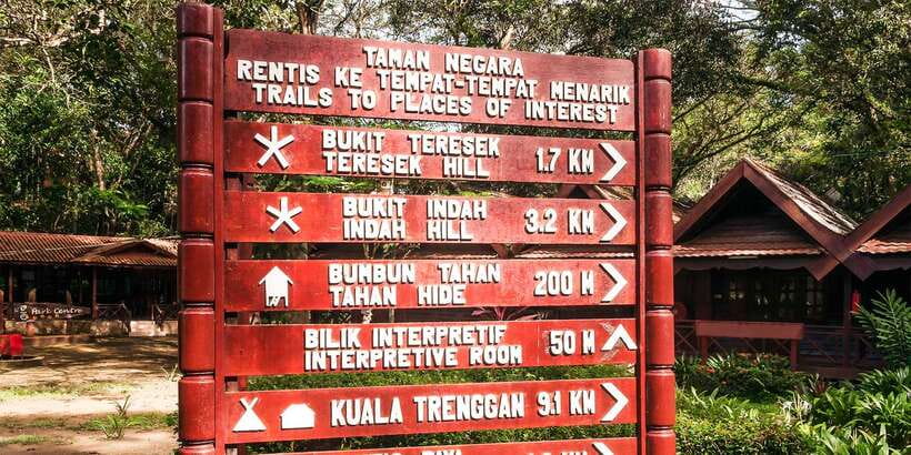 From Kuala Lumpur: Full-Day Taman Negara National Park - River travel, rapid shooting, and a soaking finish