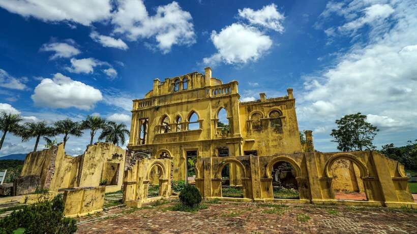 From Kuala Lumpur: Full-Day Tour to Ipoh - Colonial Ipoh around the railway station and clock tower