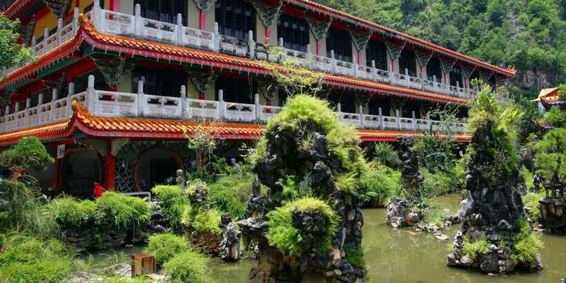 From Kuala Lumpur: Full-Day Tour to Ipoh - Gunung Lang and the missing Orang Utan Island stop