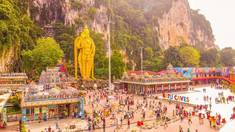 From Kuala Lumpur: Genting Highlands Day Tour & Gondola Ride - Six hours to choose your Genting Highlands day