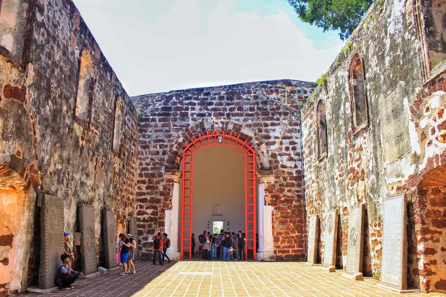 From Kuala Lumpur: Historical Melaka Day Tour with Lunch - Heat, walking, and what to pack