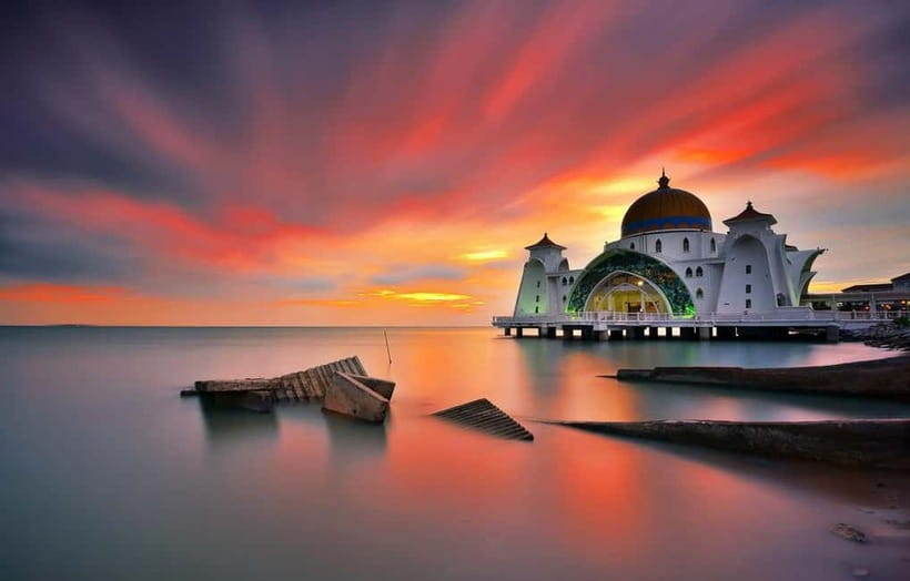 From Kuala Lumpur: Historical Private Malacca Day Tour - The Melaka Sultanate Palace Museum