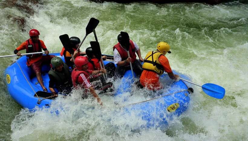 From Kuala Lumpur: Kampar River White Water Rafting - Key points at a glance