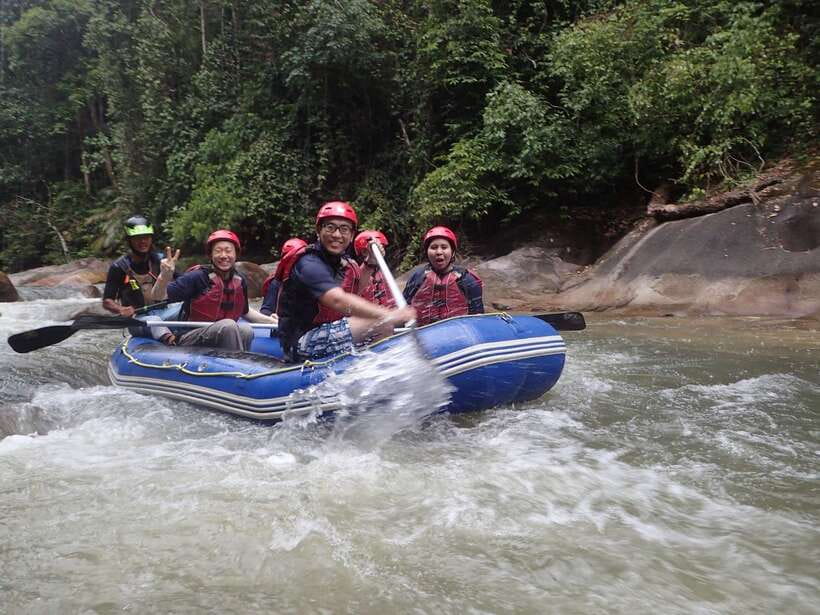 From Kuala Lumpur: Kampar River White Water Rafting - The Perak briefing: serious preparation before the fun