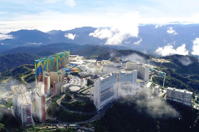 Full-Day Genting Highlands Tour with Batu Caves & Awana SkyWay - From Batu Caves to the cooler hills
