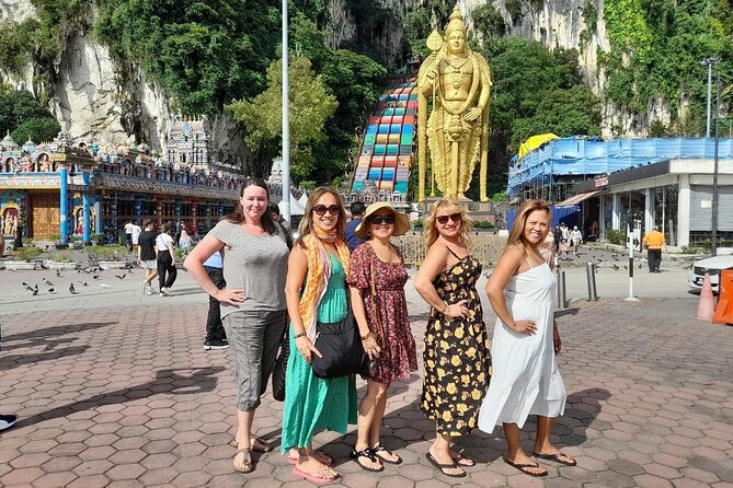Full-Day Kuala Lumpur Sightseeing Tour - Petronas Towers and KLCC Park
