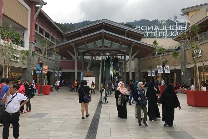 Genting Highland Full Day Tour :Exclusive Deal - The Awana SkyWay turns the transfer into an attraction