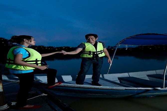 Group Tour: Kuala Selangor Firefly Blinking's including Dinner - The transport plan and six-hour schedule
