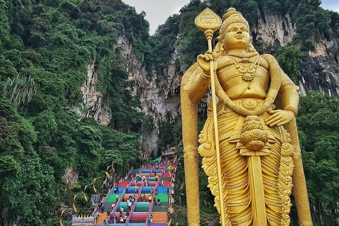 Half Day Cultural And Batu Caves Tour in Kuala Lumpur - What the guides add to the experience