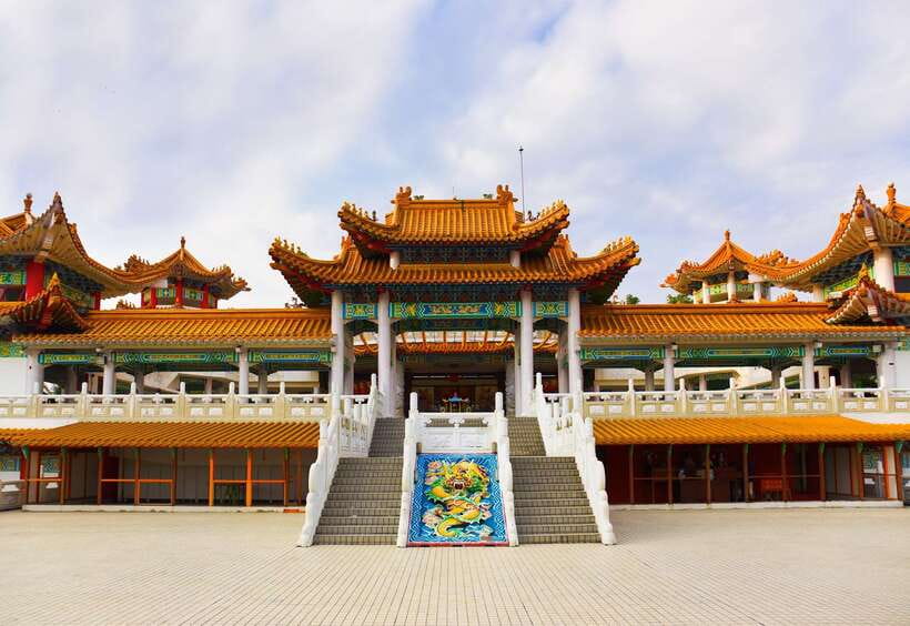 Half-Day Kuala Lumpur Exploration Tour - The National Monument and Lake Gardens