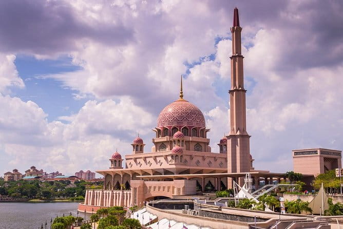 Harmony & Cultural Night Tour - Little India and the Brickfields religious quarter