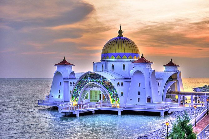 Historical Malacca Tour from Kuala Lumpur - A Famosa Fort leaves only a small piece of a major fortress