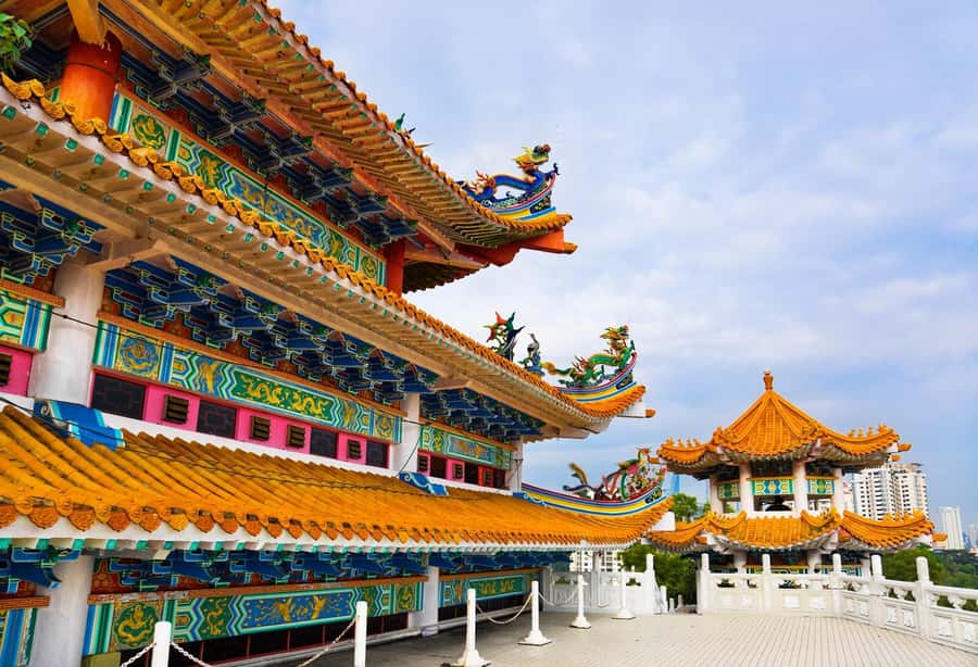 Kuala Lumpur: 4-Hour Tour & KL Towers Visit [Private] - Finishing high at KL Tower