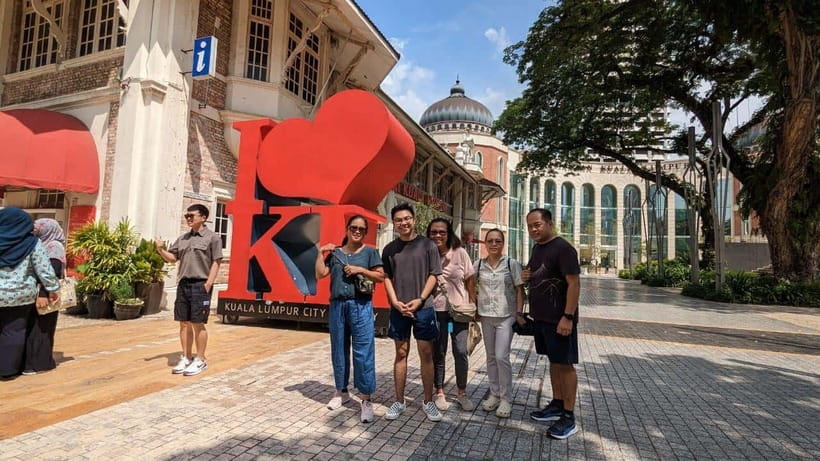 Kuala Lumpur: Batu Caves, Thean Hou Temple & National Mosque - What $33 buys you