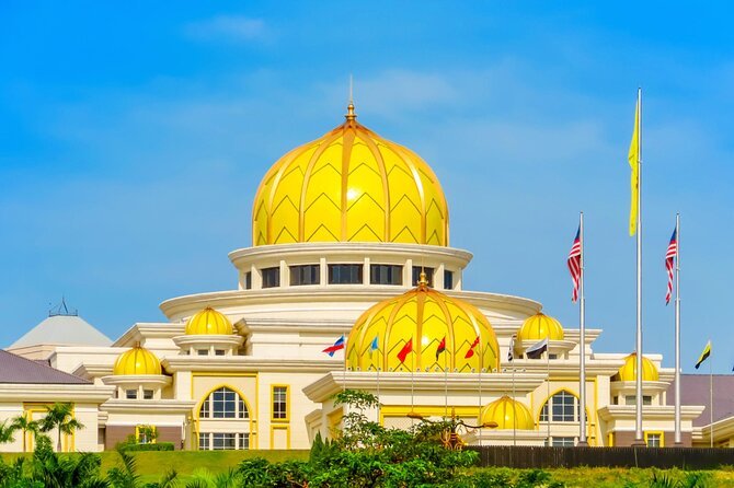 Kuala Lumpur City & Batu Caves Temple Private Tour - National Monument and a short historical pause