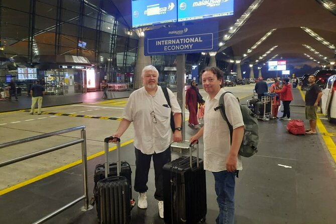 Kuala Lumpur City Hotels to Kuala Lumpur Airport Transfer - The driver experience can vary