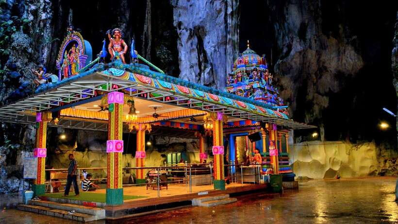 Kuala Lumpur: City Tour & Batu Caves Combo - River of Life and the Golden Triangle