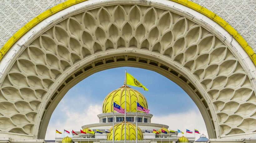 Kuala Lumpur: City Tour, KL Tower Ticket & Putrajaya w/ Boat - Key points at a glance