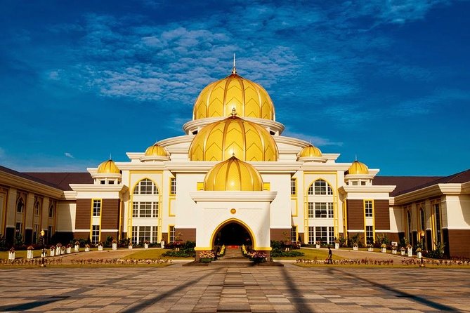 Kuala Lumpur City Tour with Batu Caves (Private) - Independence Square and the King’s Palace from a private vehicle