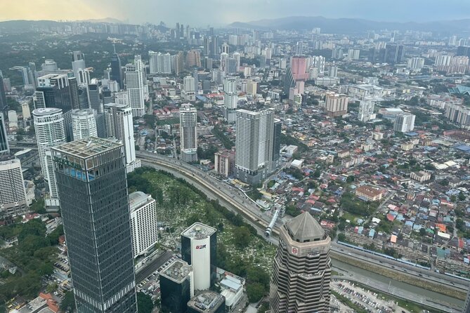 Kuala Lumpur City Tour with Petronas Twin Tower Admission Ticket - The National Textiles Museum: a quieter change of pace
