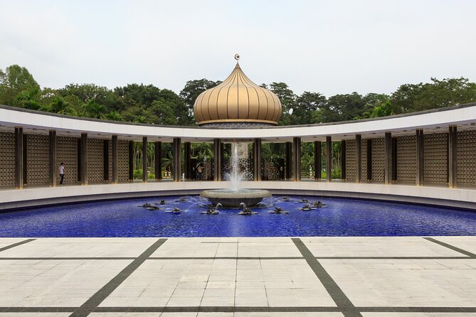 Kuala Lumpur Cruise Excursions from Port Klang - Royal Selangor and Kuala Lumpur’s working traditions