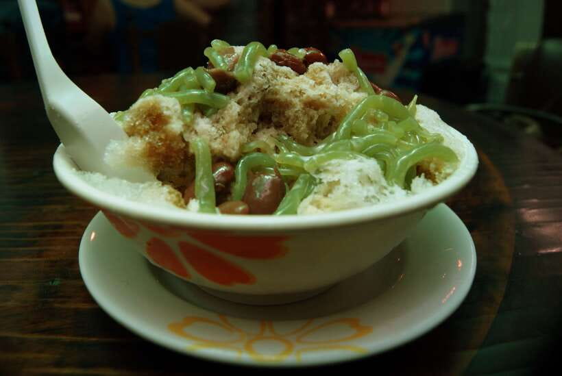 Kuala Lumpur: Evening Food Tour by Bike - Starting at Desa Pandan