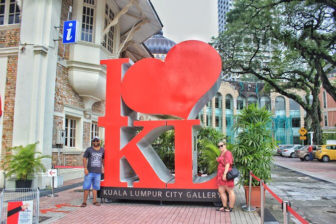 Kuala Lumpur Grand Full Day Guided Tour with 25 Attractions (SIC) - Royal, civic, and modern Kuala Lumpur
