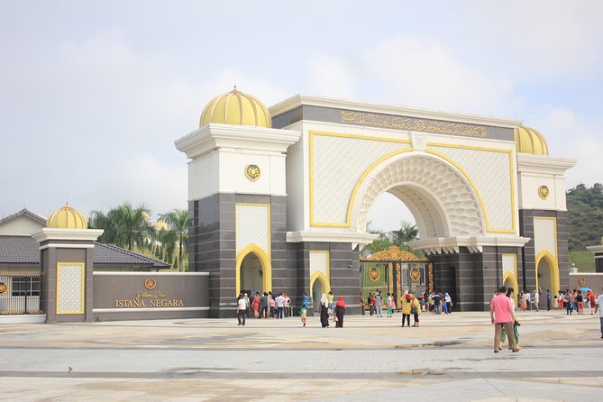 Kuala Lumpur Half Day Guided City Tour (SIC/Shared Tour) - Who should book this tour?
