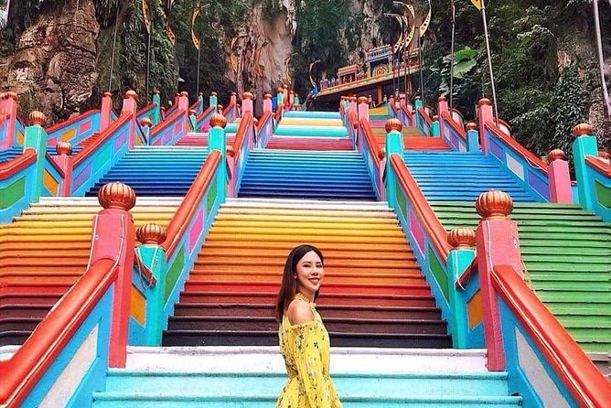 Kuala Lumpur Instagram Tour Most Famous Spots - National Mosque and Kuala Lumpur’s civic center