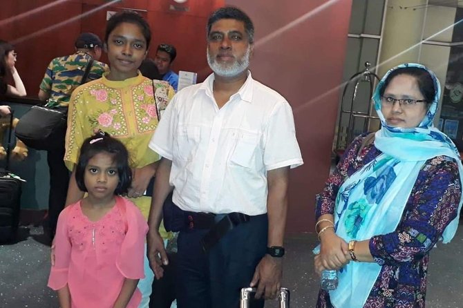 Kuala Lumpur International Airport (KLIA)Transfer - Communication and help with luggage