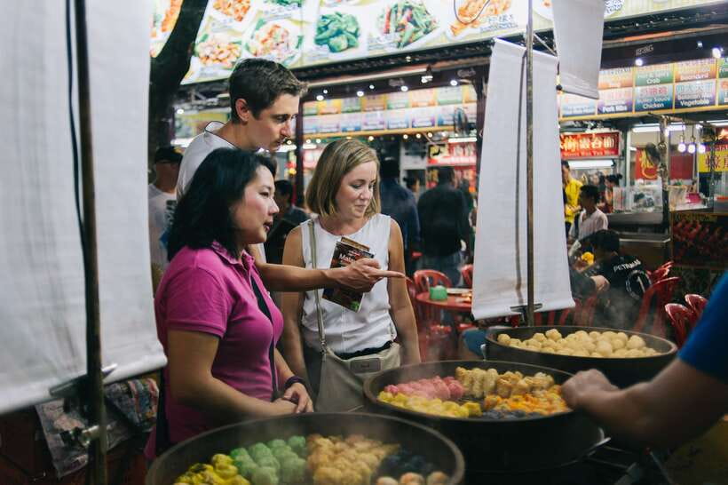 Kuala Lumpur: Local Street Food Night Tour - Mamak SK Corner and the paper dosa