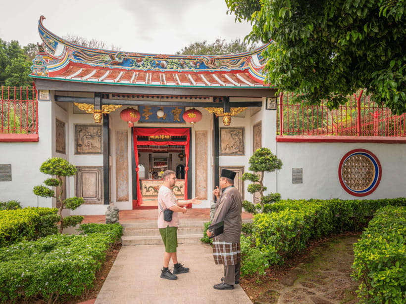 Kuala Lumpur: Malacca Day Trip with River Cruise and Lunch - Sin Hiap Hin, the day’s most debatable stop