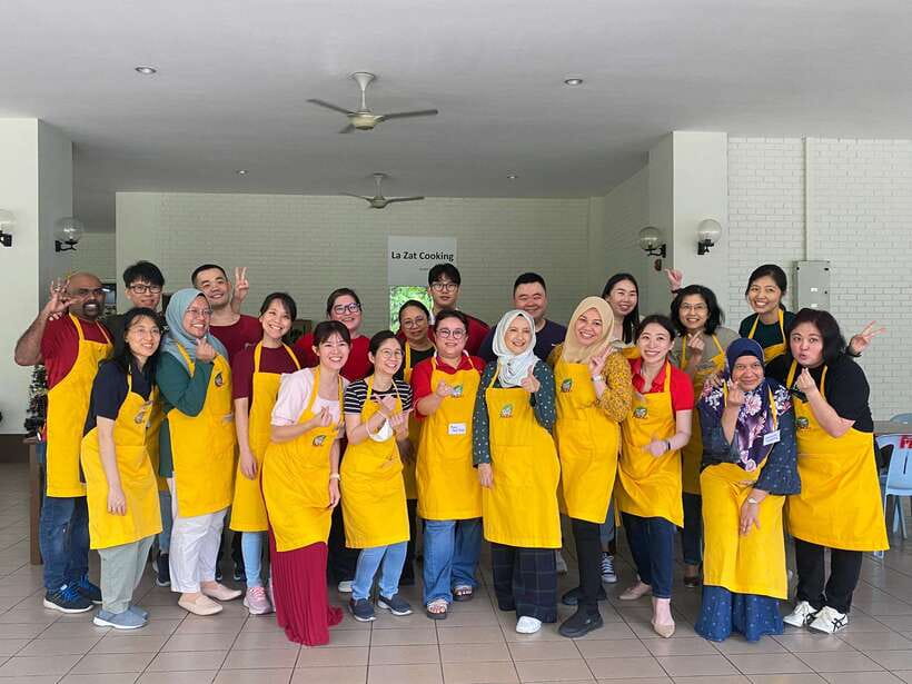 Kuala Lumpur: Malaysian Cooking Class with Market Tour - What the three-course lunch adds