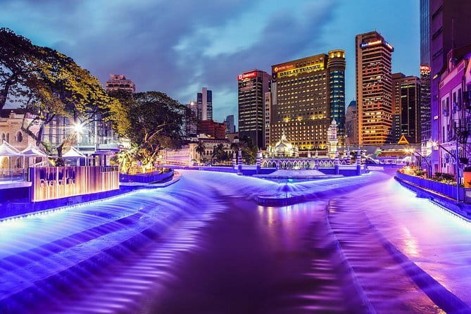 Kuala Lumpur: Nightlife Walking Tour with Local Guide - UR-MU and the city’s creative edge