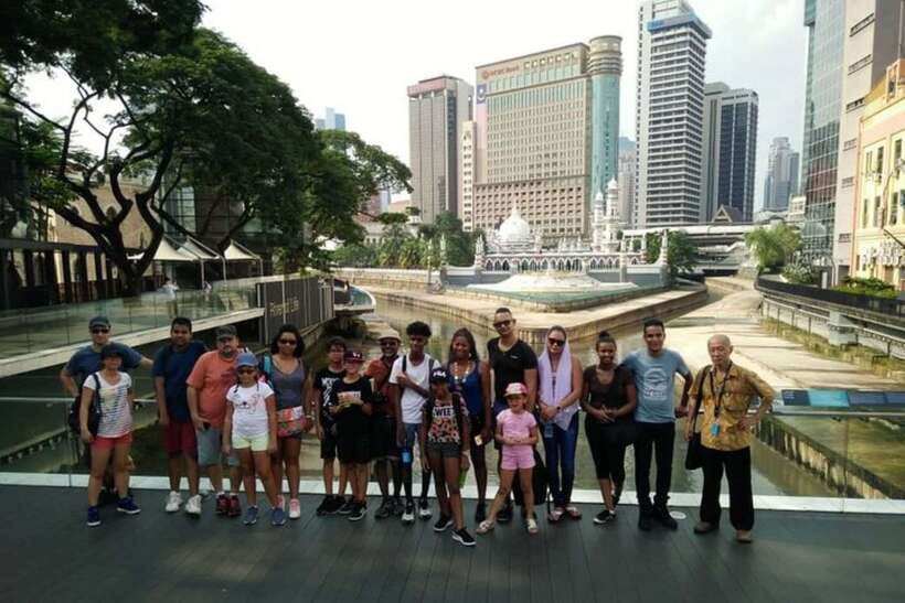 Kuala Lumpur: Private custom walking tour with a local guide - Making use of a four to eight-hour route
