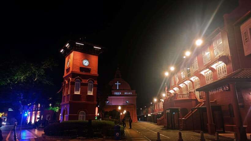 Kuala Lumpur: Private Malacca Night Tour w/Cruise & Trishaw - Red Square, Christ Church, and the Stadthuys
